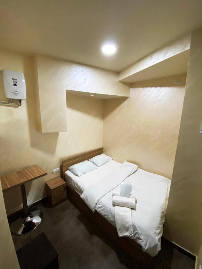 Domino Yerevan Hostel And Hotel Exterior foto